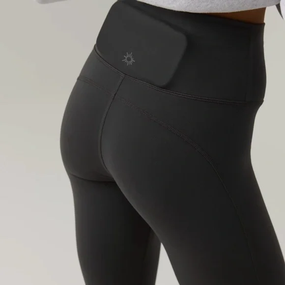 OFFLINE Aerie The Hugger High Waisted Cinch Cuff Pants Grey Leggings Large L - Picture 2 of 12